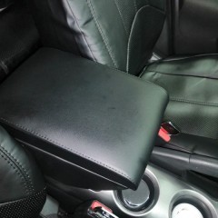 Фото покупателя: Подлокотник для Nissan Juke I 2010 – 2014 в стакан 