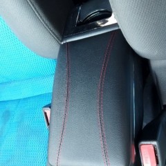 Фото покупателя: Подлокотник для Nissan Almera G15 2013+ красная строчка