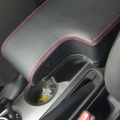 Фото покупателя: Подлокотник для Nissan Juke 2010+ c USB