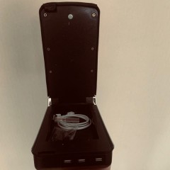 Фото покупателя: Подлокотник для Geely MK 2006-2015 c USB красная строчка