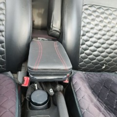 Фото покупателя: Подлокотник для Chevrolet Aveo T300 2012+ красная строчка