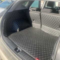 Фото покупателя: Кожаные коврики в багажник для Hyundai Tucson III (2015+)