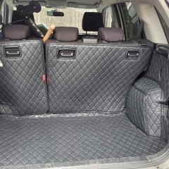 Фото покупателя: Кожаные коврики в багажник для Suzuki Grand Vitara III Внедорожник 5 дв. (2005-2008)