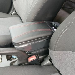 Фото покупателя: Подлокотник для Chevrolet Aveo T300 2012+ красная строчка