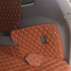 Фото покупателя: Кожаные коврики в багажник для Mitsubishi Pajero Sport II (2008-2013) 7 мест