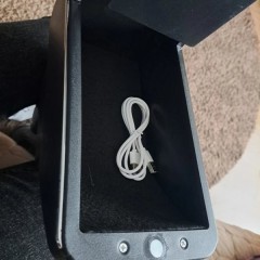 Фото покупателя: Подлокотник для Honda Fit/Jazz II 2008-2014 c USB красная строчка