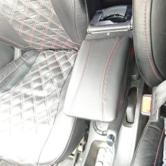 Фото покупателя: Подлокотник для Hyundai Solaris I (Verna) 2010-2017 Премиум красная строчка