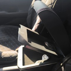 Фото покупателя: Подлокотник для Honda Fit/Jazz II 2008-2014 c USB красная строчка