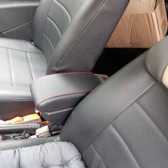 Фото покупателя: Подлокотник для Renault Duster I 2010+ c USB красная строчка