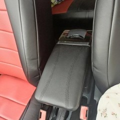 Фото покупателя: Подлокотник для Ford Fiesta 6 2008+ черная строчка
