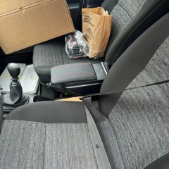 Фото покупателя: Подлокотник для Renault Duster I 2010+ красная строчка