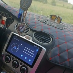Фото покупателя: Накидка на панель приборов Ford Focus 2 2005-2011