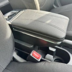 Фото покупателя: Подлокотник для Kia Rio 3 2011-2016 черная строчка