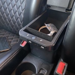 Фото покупателя: Подлокотник для Hyundai Solaris I (Verna) 2010-2017 с USB