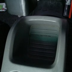 Фото покупателя: Подлокотник для Ford Focus 2 2005-2011 красная строчка