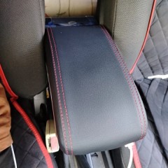 Фото покупателя: Подлокотник для Geely MK 2006-2015 c USB красная строчка