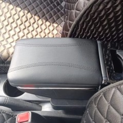 Фото покупателя: Подлокотник для Hyundai Solaris I (Verna) 2010-2017 Премиум черная строчка