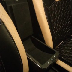 Фото покупателя: Подлокотник для Honda Fit/Jazz III 2015+ c USB красная строчка