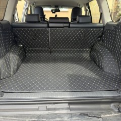 Фото покупателя: Кожаные коврики в багажник для Toyota Land Cruiser Prado 150 Series Внедорожник 5 дв. (2009-2013) 5 мест