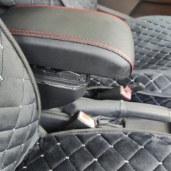 Фото покупателя: Подлокотник для Opel Corsa c USB красная строчка