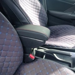 Фото покупателя: Подлокотник для Honda Fit/Jazz II 2008-2014 c USB красная строчка
