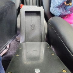 Фото покупателя: Подлокотник для Skoda Fabia II/Roomster 5J 2006-2015 c USB красная строчка
