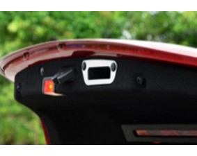 Хромированная накладка на внутреннюю ручку двери багажника Mercedes-Benz C-Класс W205 2014+