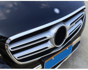 Хром накладка на решетку радиатора Mercedes-Benz GLC-Класс 2015+