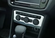 Декоративная накладка на центральную консоль салона Volkswagen Tiguan 2 2016+ матовая