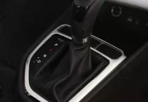 Декоративная накладка на панель АКПП Hyundai Creta 2016+