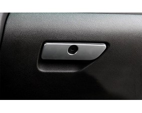 Декоративная накладка на ручку бардачка Ford Explorer 5 2011+