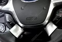 Декоративные накладки на рулевое колесо Ford Focus 3 2011-2015