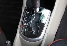Декоративная накладка на панель АКПП Hyundai Solaris 1 2010+