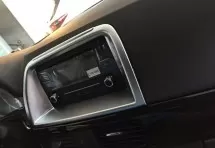 Декоративная накладка на консоль навигации Mazda CX-5 1 2011+
