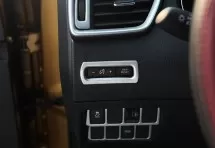 Декоративная накладка на левую консоль салона Nissan X-Trail T32 2015+ B