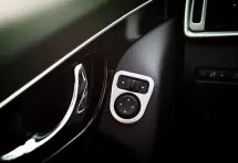 Декоративная накладка на панель корректора зеркал Nissan X-Trail T32 2015+