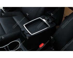 Декоративная накладка окантовка для ящика подлокотника Toyota Corolla E160 2013+