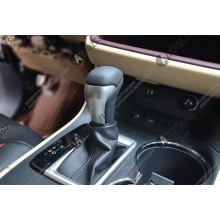 Декоративная накладка на ручку КПП Toyota Highlander 3 2014+