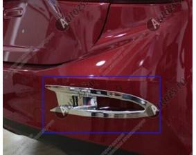 Хромированные накладки на задние ПТФ Mazda 3 BM 2013+