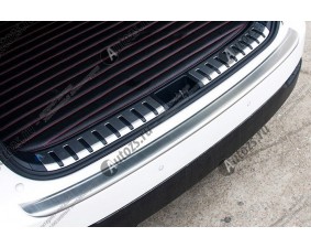 Хромированная накладка на задний бампер Lexus NX 2014+