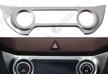 Декоративная накладка на центральную консоль салона Hyundai Creta 2016+