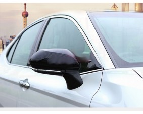 Хромированные накладки на зеркала заднего вида Toyota Camry XV70 2018+ (карбон)