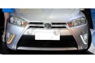 Дневные ходовые огни Toyota Yaris 2011-2014 с повторителями поворотов