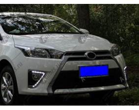 Дневные ходовые огни Toyota Yaris 2011-2014 B с повторителями поворотов