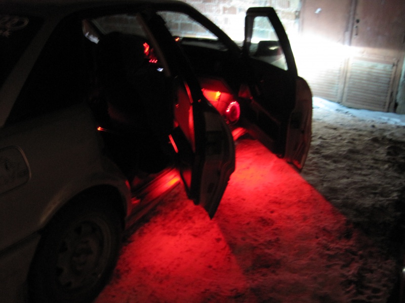 Подсветка ног в машину салона светодиодная лента rgb