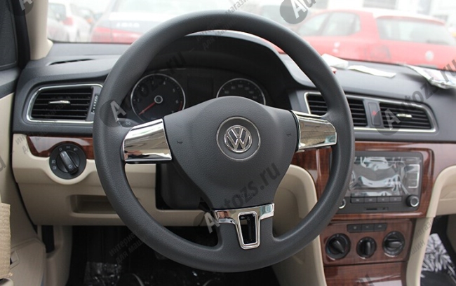 Декоративные накладки на рулевое колесо Volkswagen Tiguan 1 2011-2015