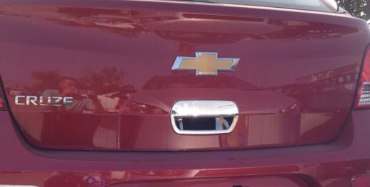 

Хромированная накладка на ручку двери багажника Chevrolet Cruze 1 2009-2015 хэтчбек B